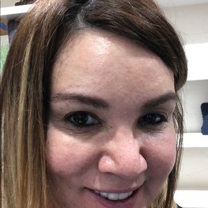 Meet your Posher, Celia